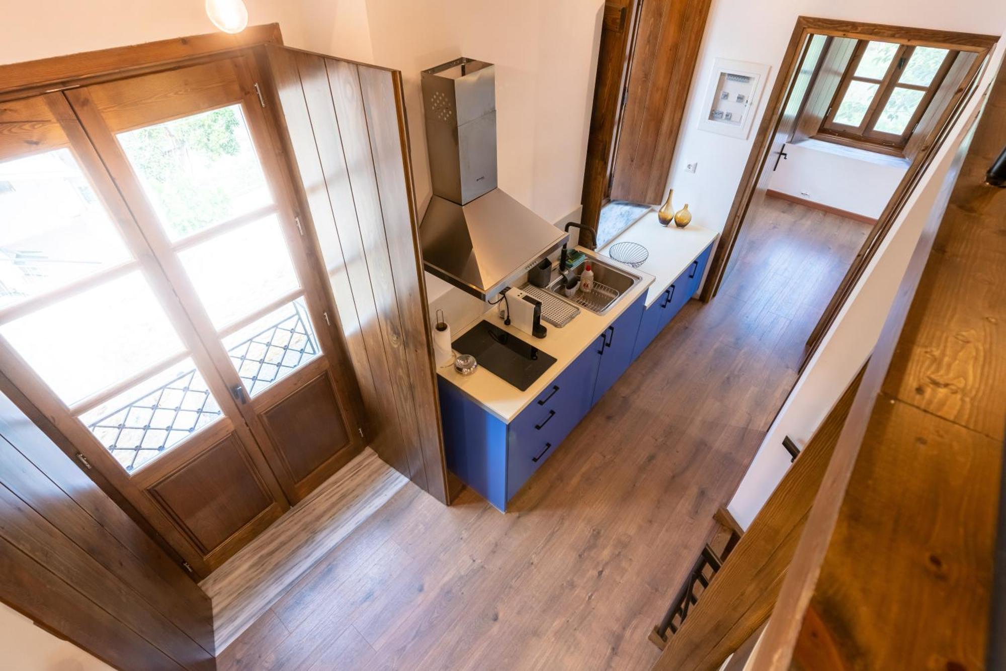 Indigo Leonidion Apartment Екстериор снимка